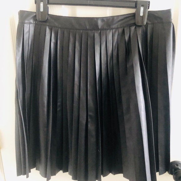 Michael Kors pleated skirt size XL - Picture 4 of 5